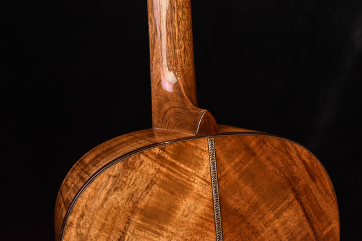 martin o'ahu k-42 hibiscus acoustic guitar top corner with decorative binding