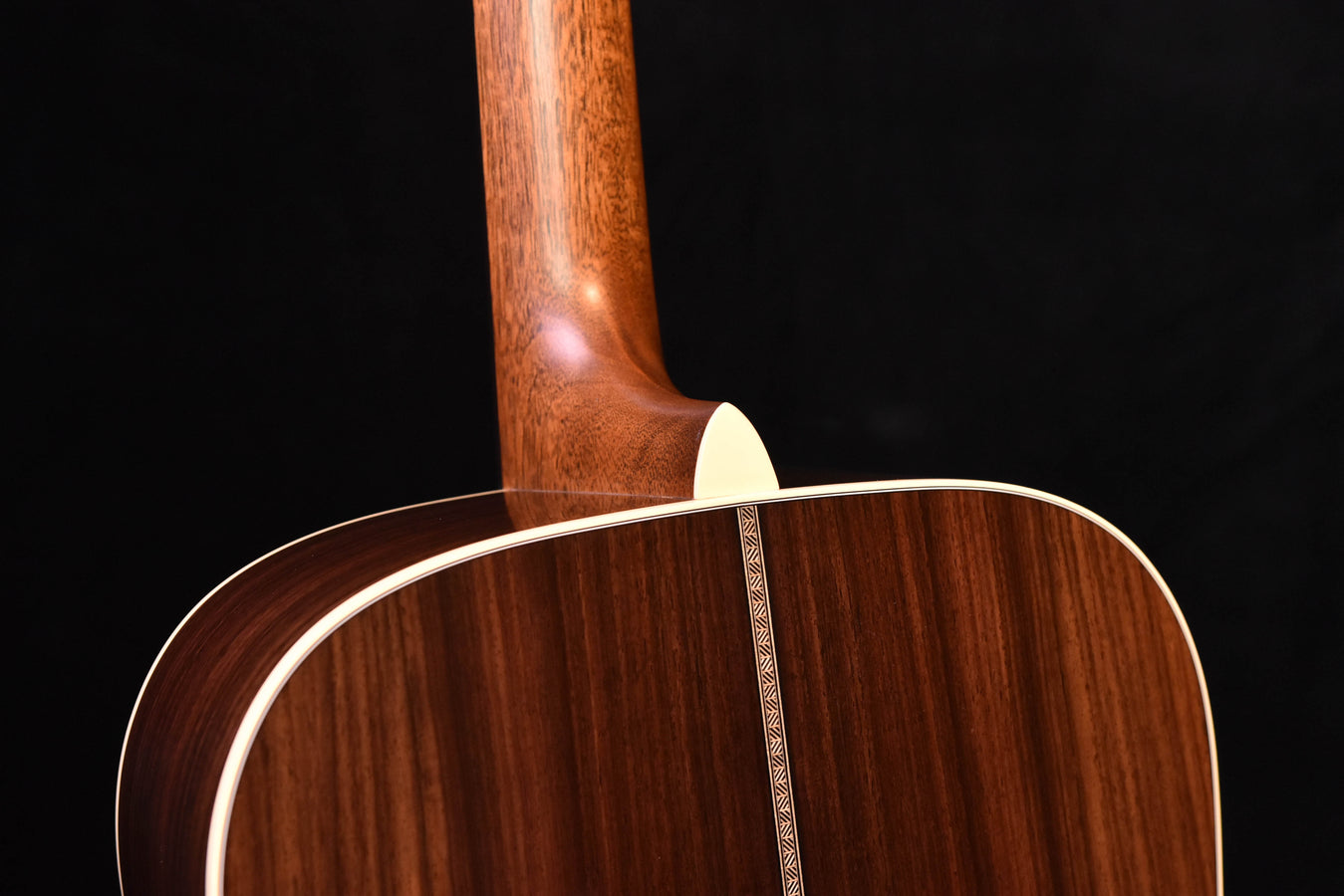 Martin HD-28 1933 Ambertone Dreadnought Acoustic Guitar