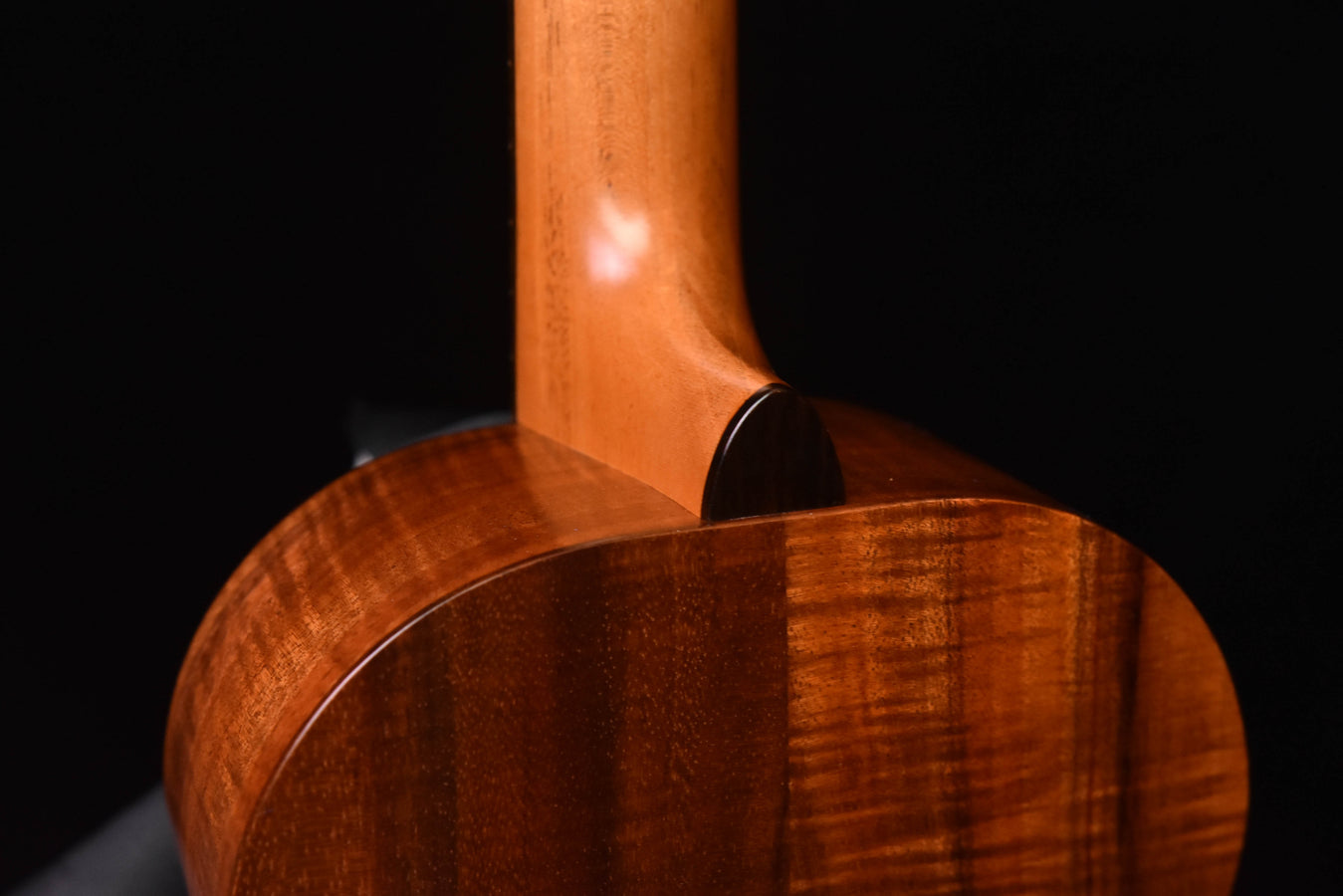 Kamaka HF-3 Tenor Ukulele