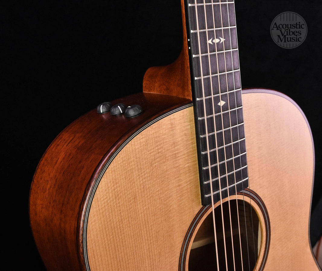 Taylor Grand Pacific 517e Builders Edition- Natural top Dreadnought Guitar