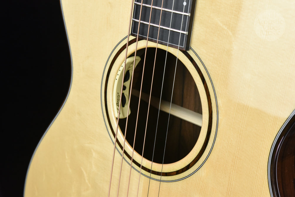 Breedlove limited edition concertina E  European spruce/ zircote