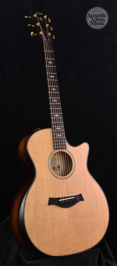 Taylor Builders Edition 614ce Natural Top  V Class!