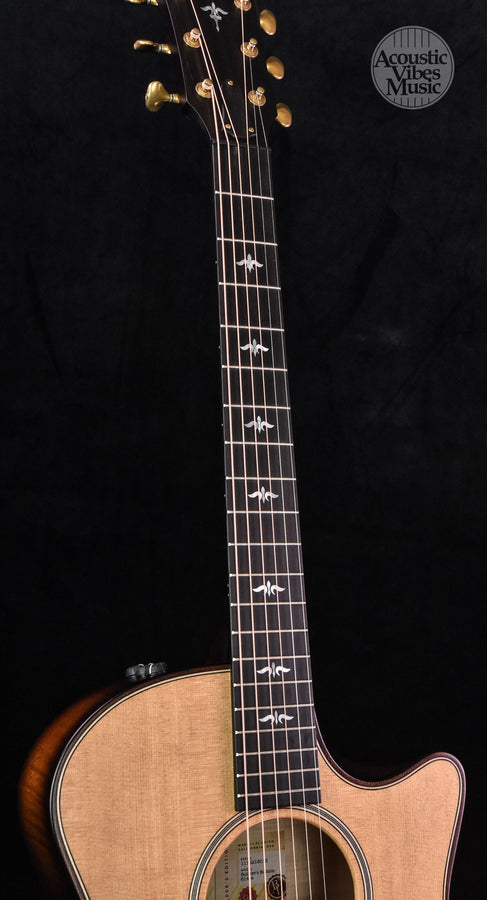 Taylor Builders Edition 614ce Natural Top  V Class!