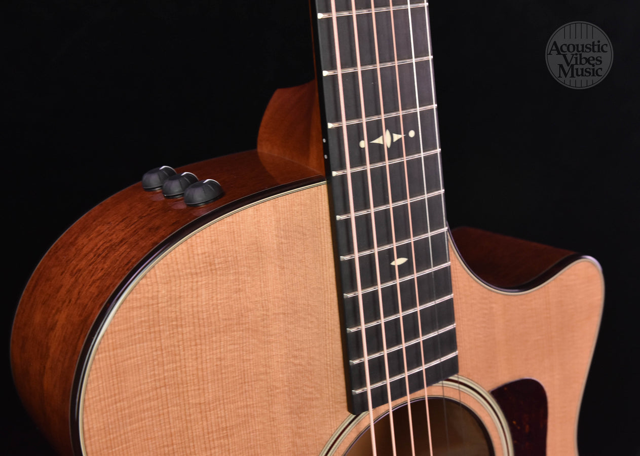 Taylor 512CE 12 Fret Mahogany/ Cedar  V Class!