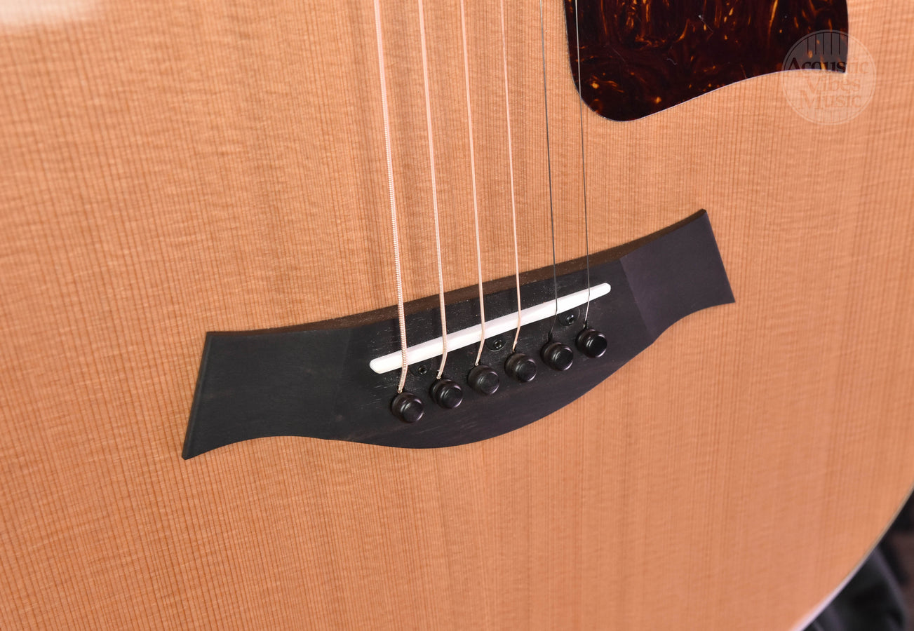 Taylor 512CE 12 Fret Mahogany/ Cedar  V Class!