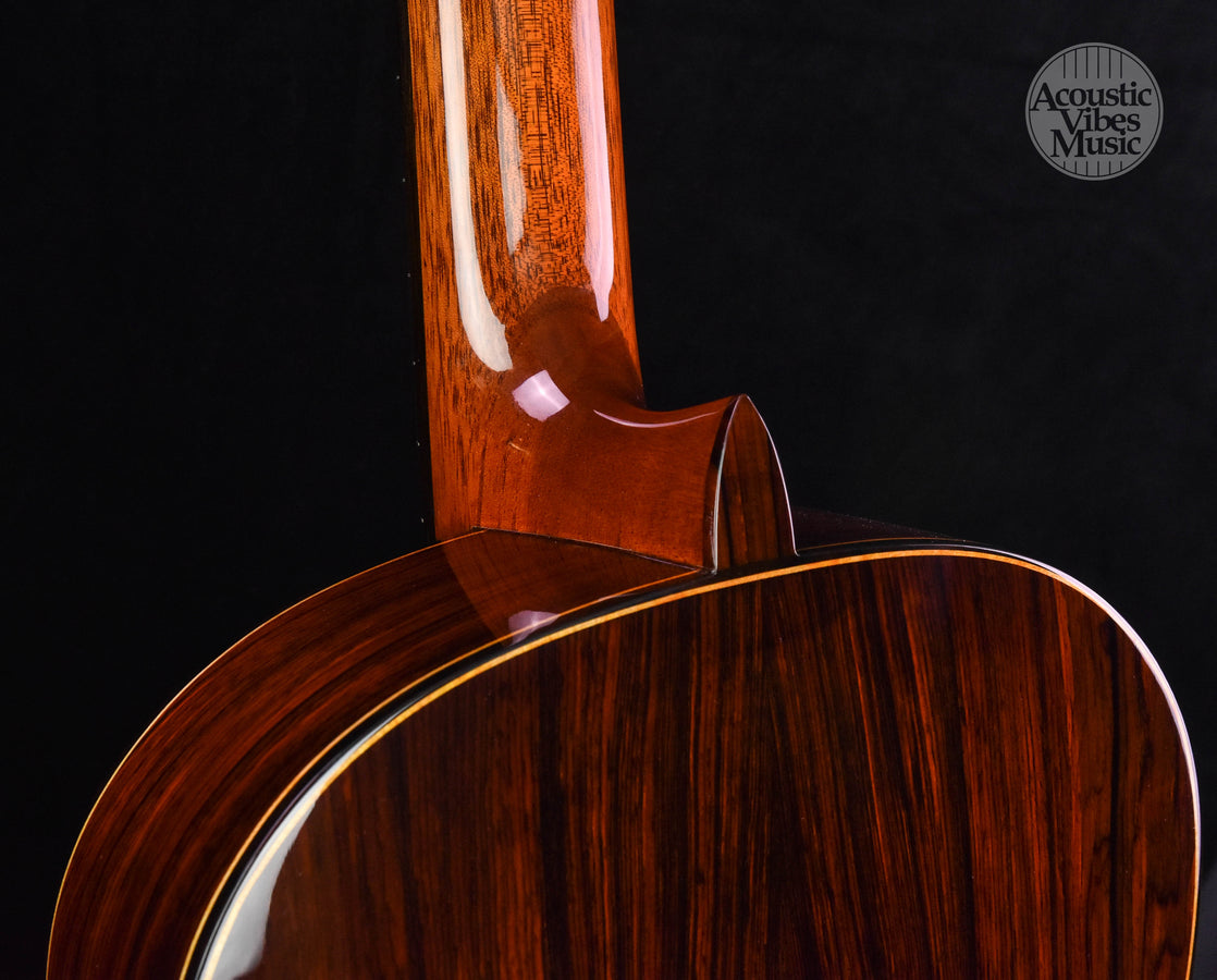 Cervantes Master Model Raised Fretboard. Cocobolo and Spruce