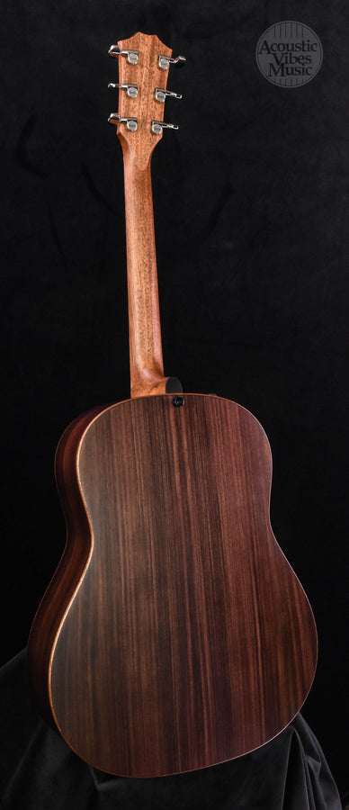Taylor Builders Edition  717E WHB Sunburst Top V-Class