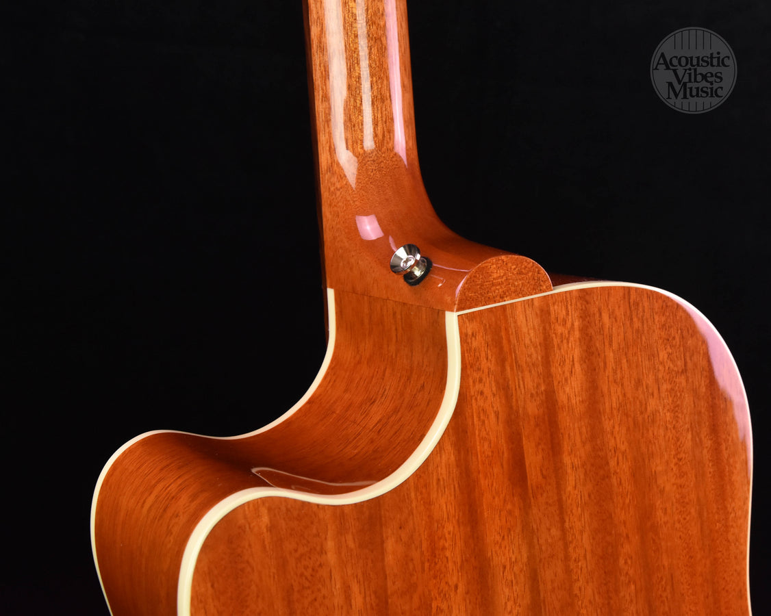 Gibson J-45 Cutaway Heritage Cherry Finish