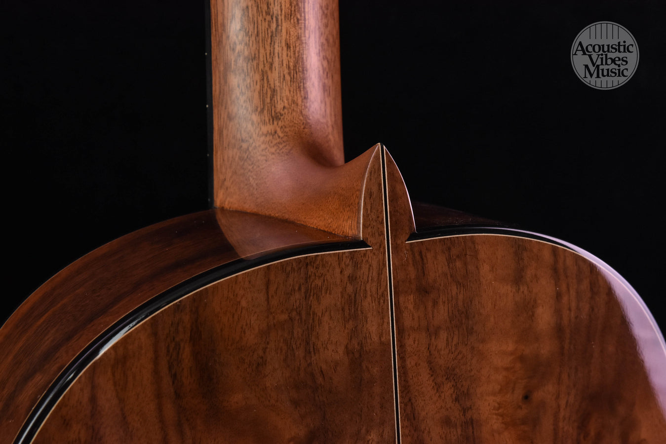 Romero Creations Classical Guitar- Cedar Top w/ Hard Case