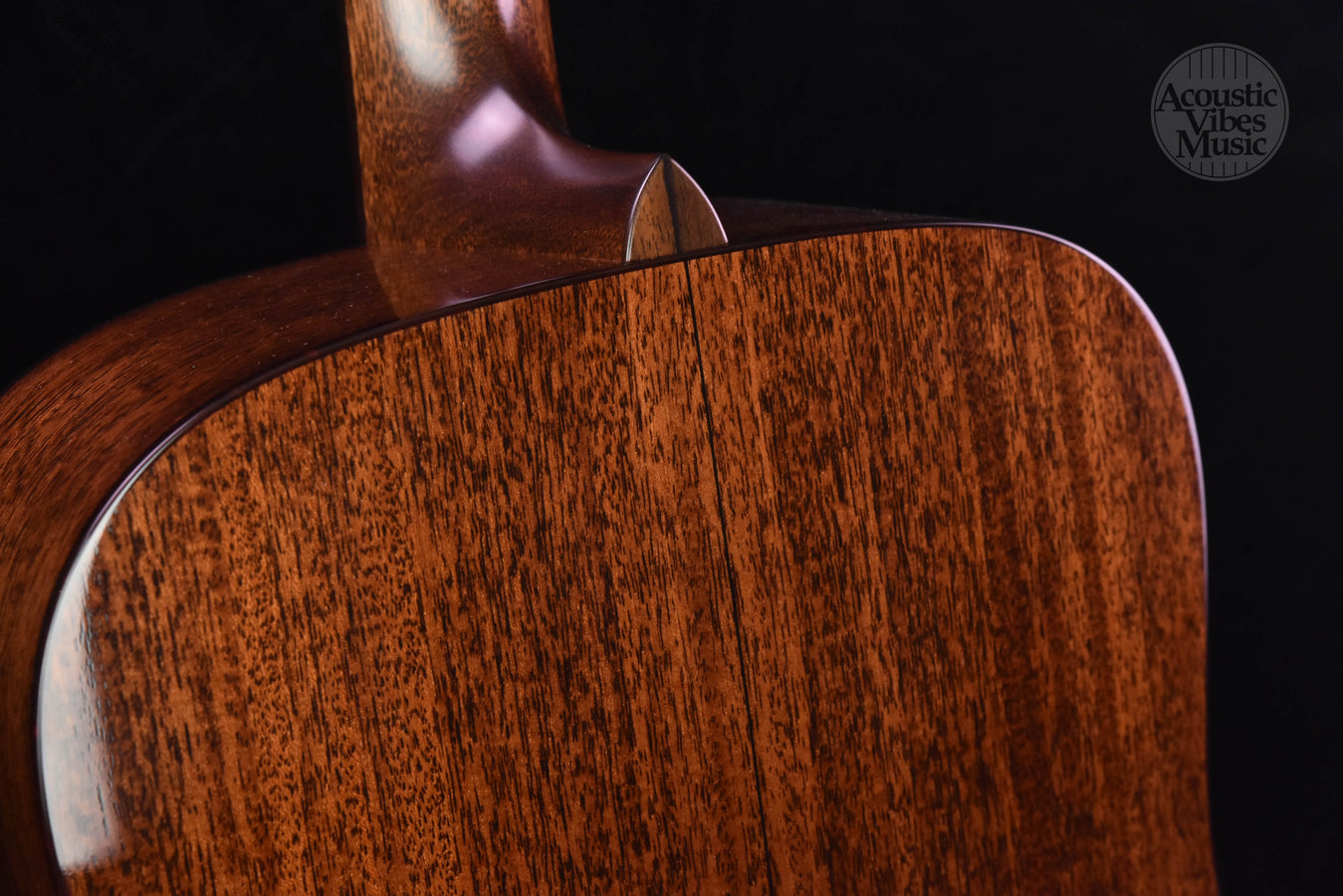 Bourgeois D- Championship Dreadnought  Torrefied Sitka Spruce and Animal Protein Glue