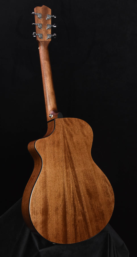 Breedlove Discovery Concertina Sunburst CE Sitka Spruce and Mahogany