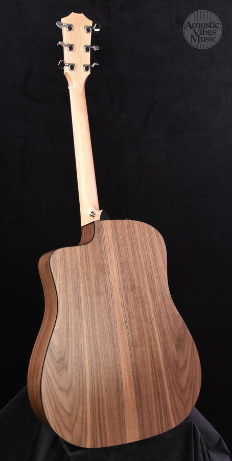 Taylor 110CE-SB Walnut/ Sitka Spruce,  Sunburst