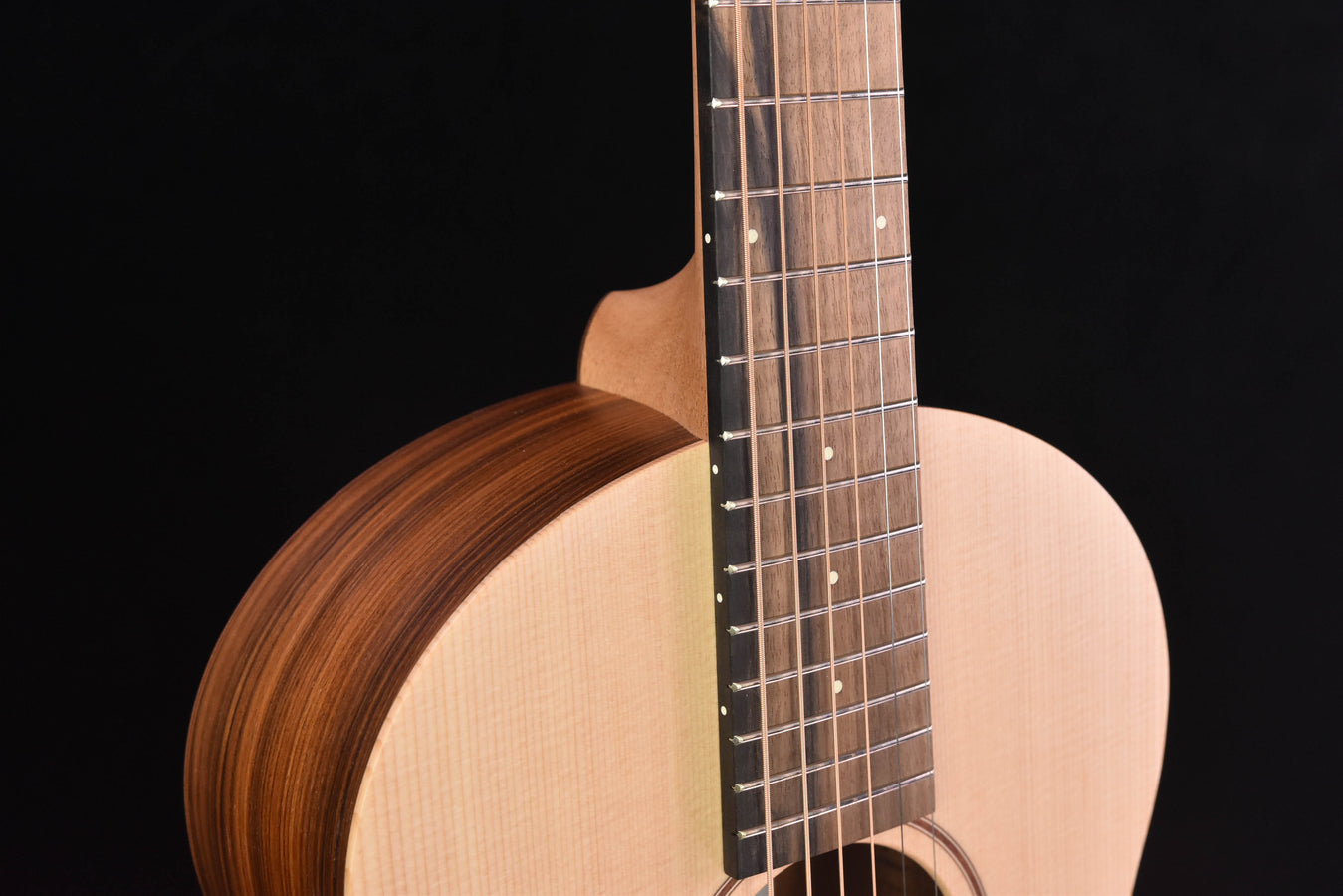 Sheeran by Lowden W02 Sitka Spruce/ Santos Rosewood LR Baggs Element VTC Pickup