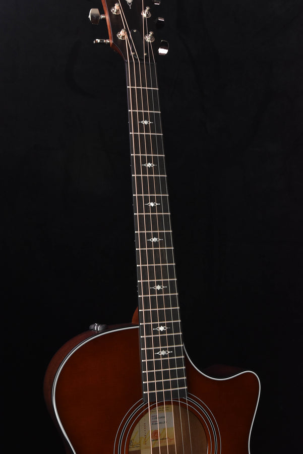 Taylor 312CE-SB LTD V-Class