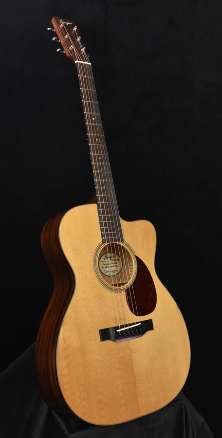 Bourgeois OMC Generations AT Adirondack Spruce and Mahogany