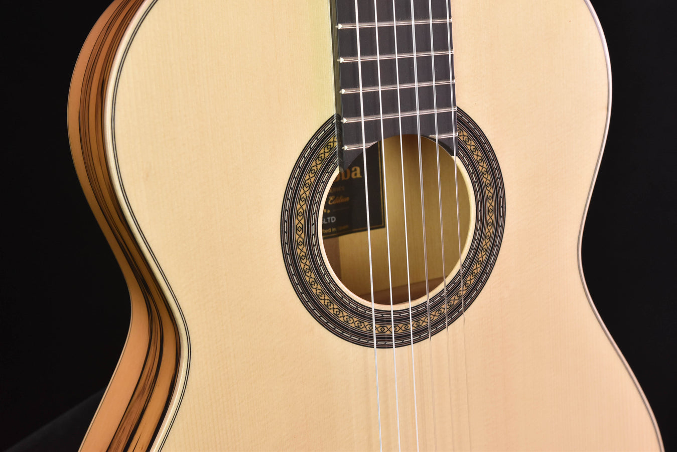 Cordoba 45 Limited  Black/White Ebony Back and Sides w/ Case