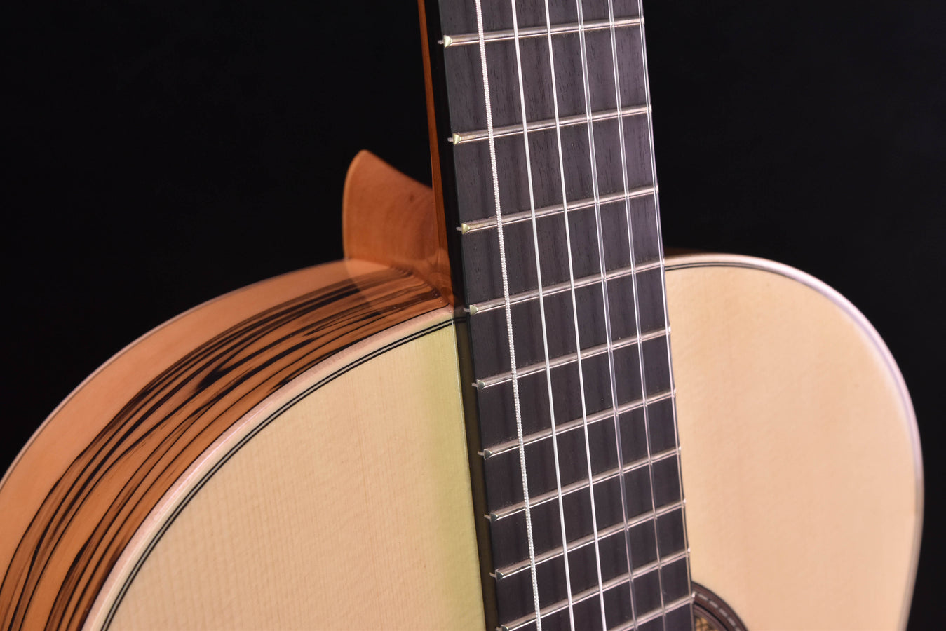 Cordoba 45 Limited  Black/White Ebony Back and Sides w/ Case