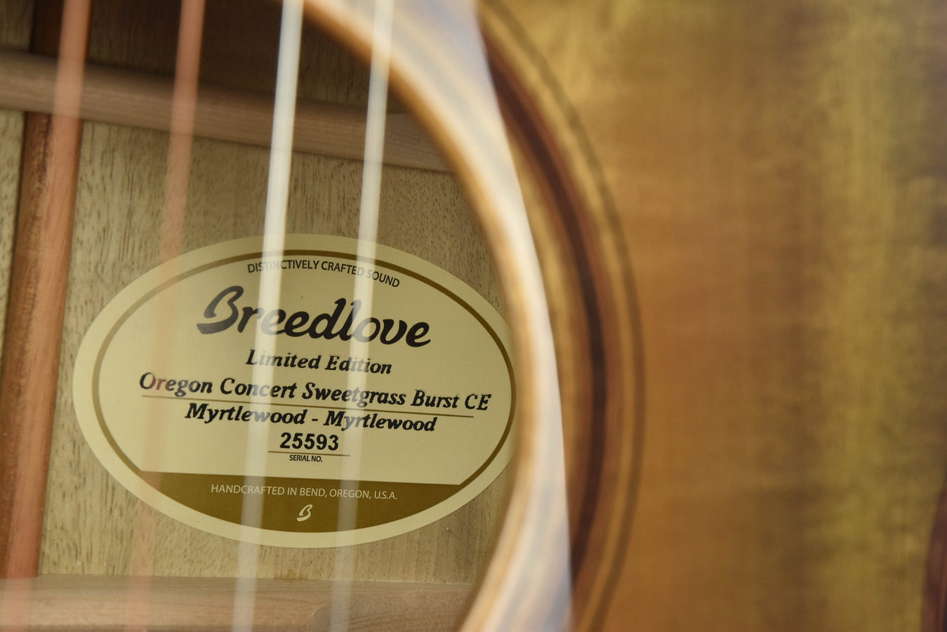 Breedlove Oregon Concert Sweetgrass Burst CE All Myrtlewood Limited Edition