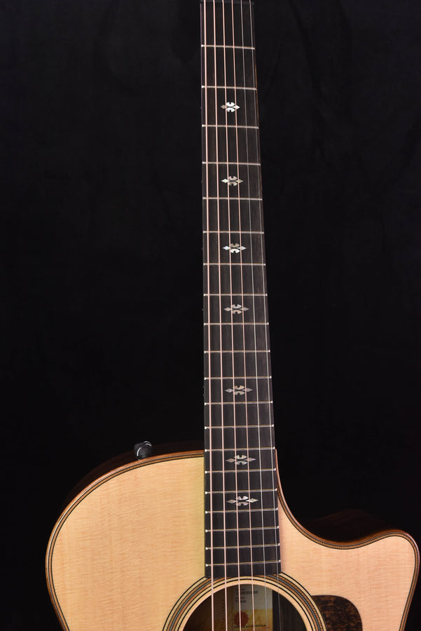 Taylor 714CE V Class