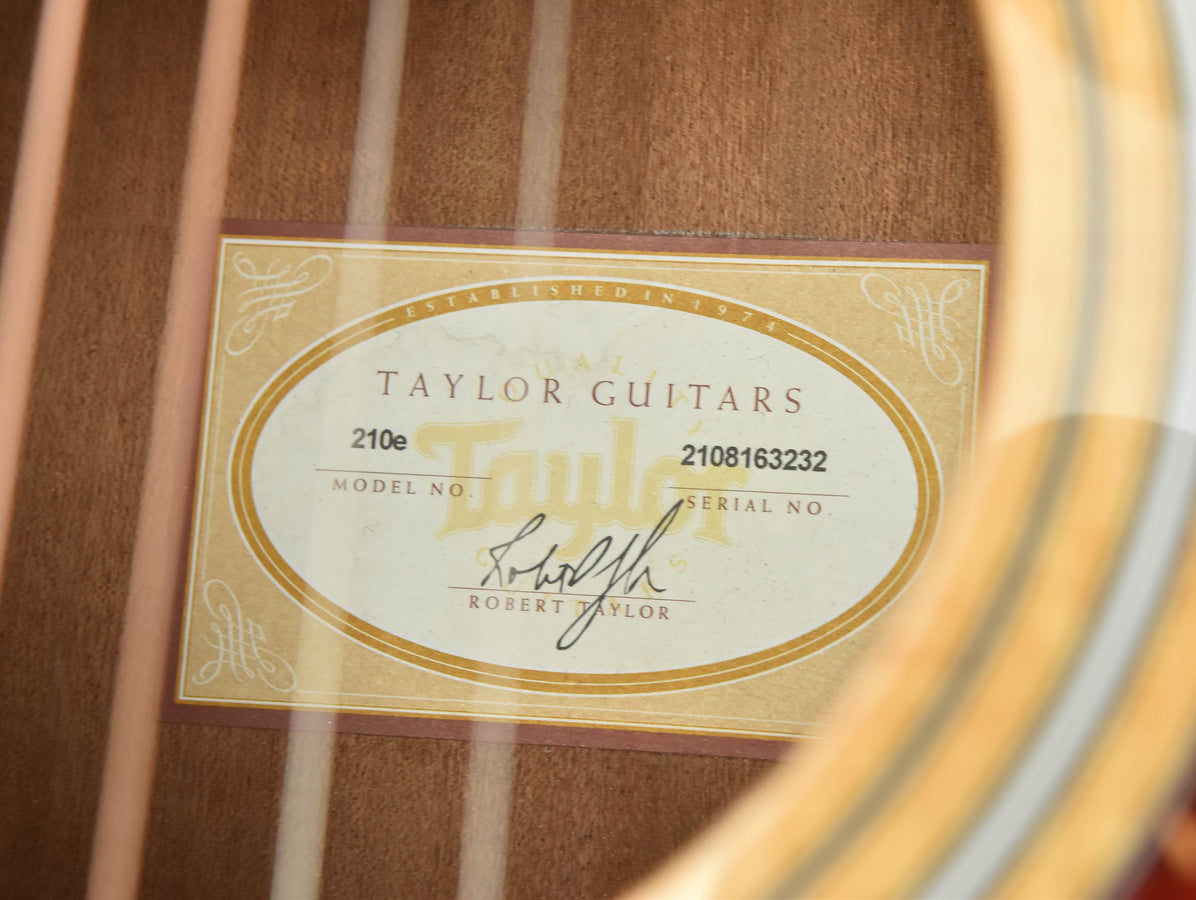 Used Taylor 210E - 2013