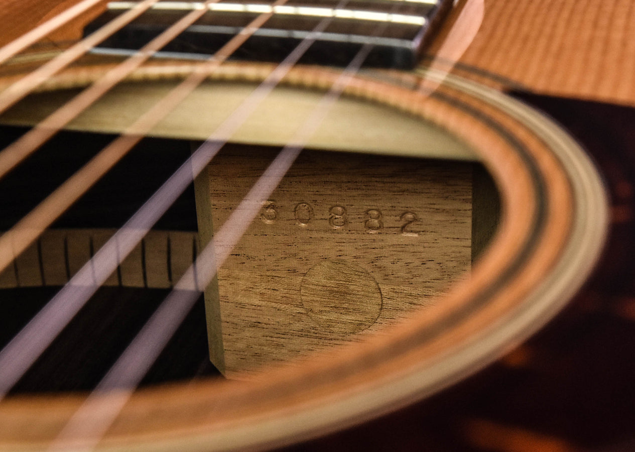 Collings D2H Traditional. Baked (Torrefied) Sitka Spruce top 1 11/16" Nut