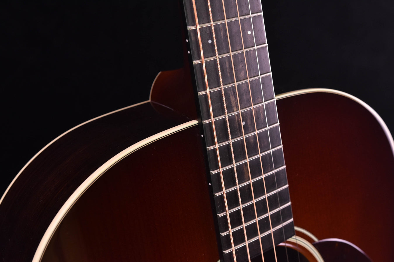 Santa Cruz Vintage Southerner- Adirondack Spruce/ Indian Rosewood, Hide glue and Adi Braces 1 3/4" Nut