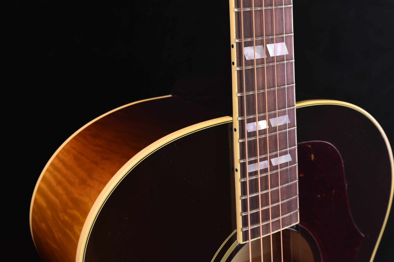 Gibson J-185 Original Vintage Sunburst (New Guitar)