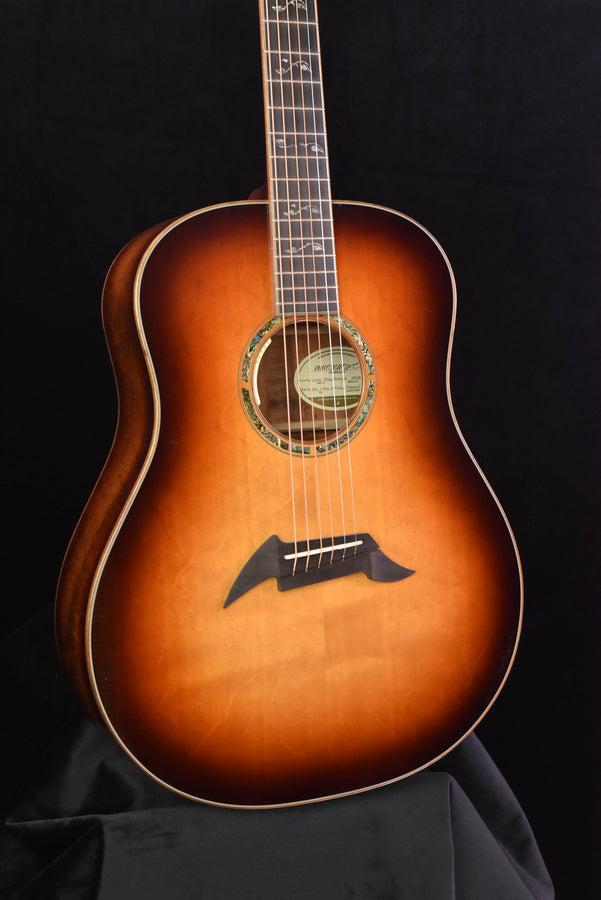 Breedlove Masterclass Drednought Carmel Burst E Bearclaw Sitka/ Koa- Discontined 2017 Model
