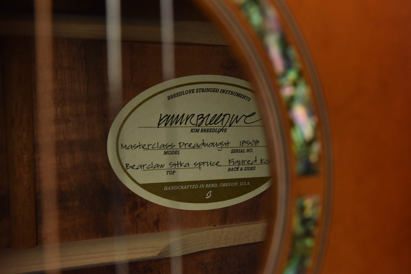Breedlove Masterclass Drednought Carmel Burst E Bearclaw Sitka/ Koa- Discontined 2017 Model