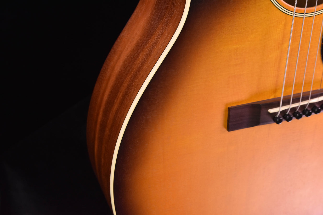 Martin 000-17E Whiskey Sunset