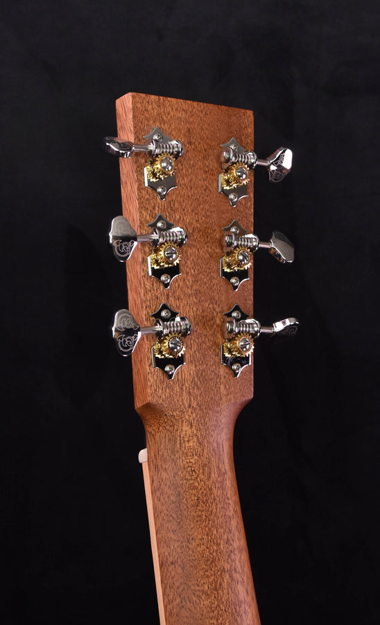 Larrivee SD-40 Mahogany and Alpine Moon Spruce top!