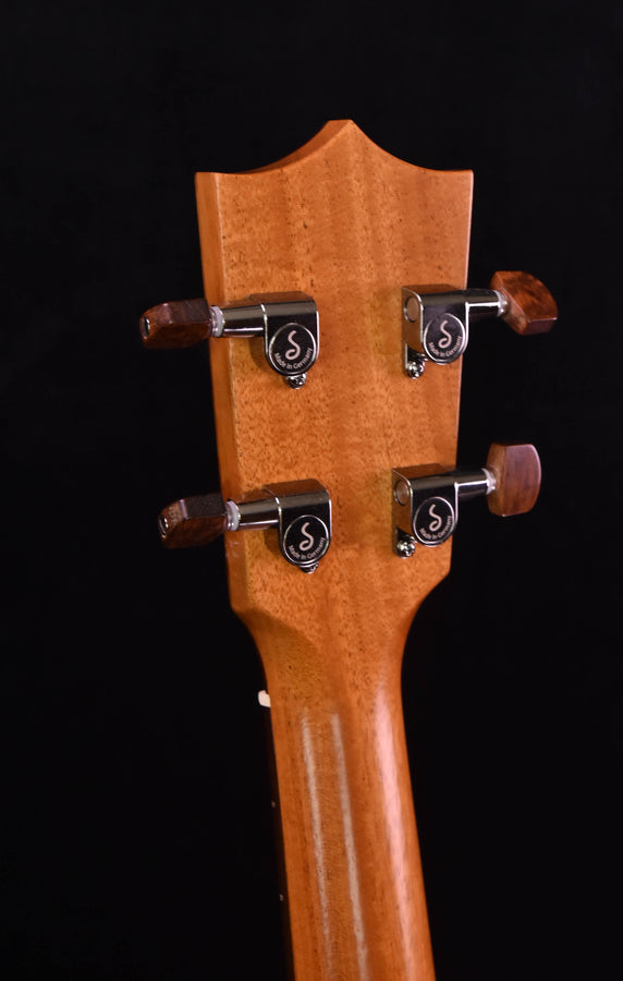 Kamaka HF-3 Tenor Ukulele