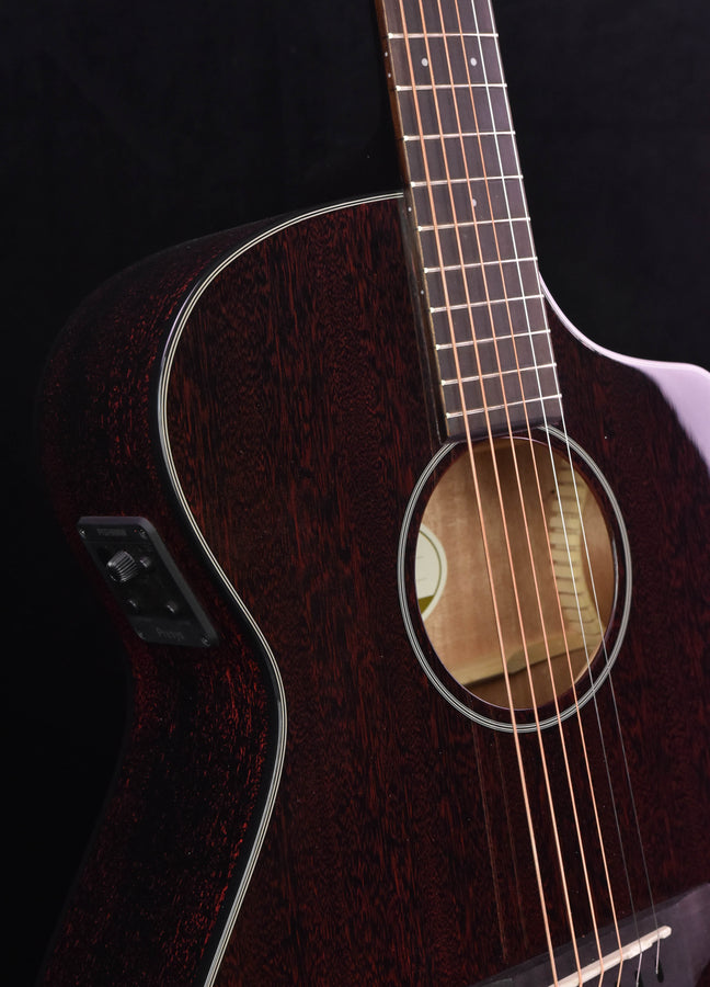 Breedlove Discovery Concert Black Widow CE All Mahogany