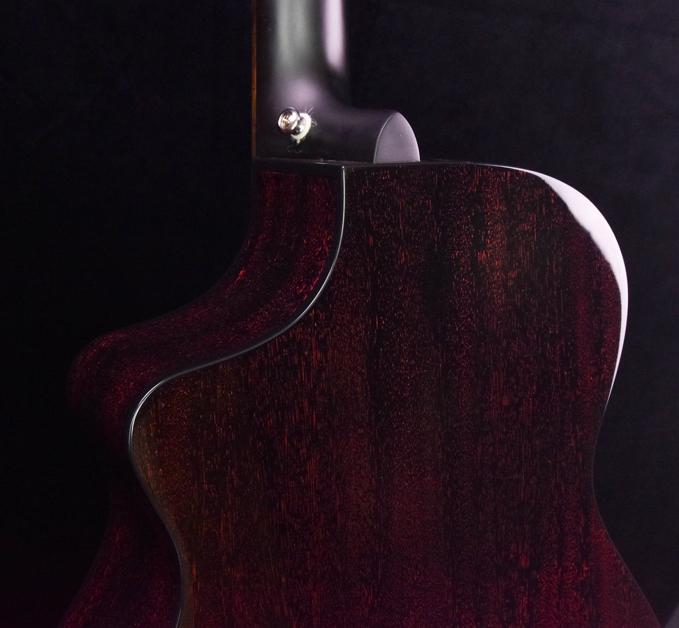 Breedlove Discovery Concert Black Widow CE All Mahogany