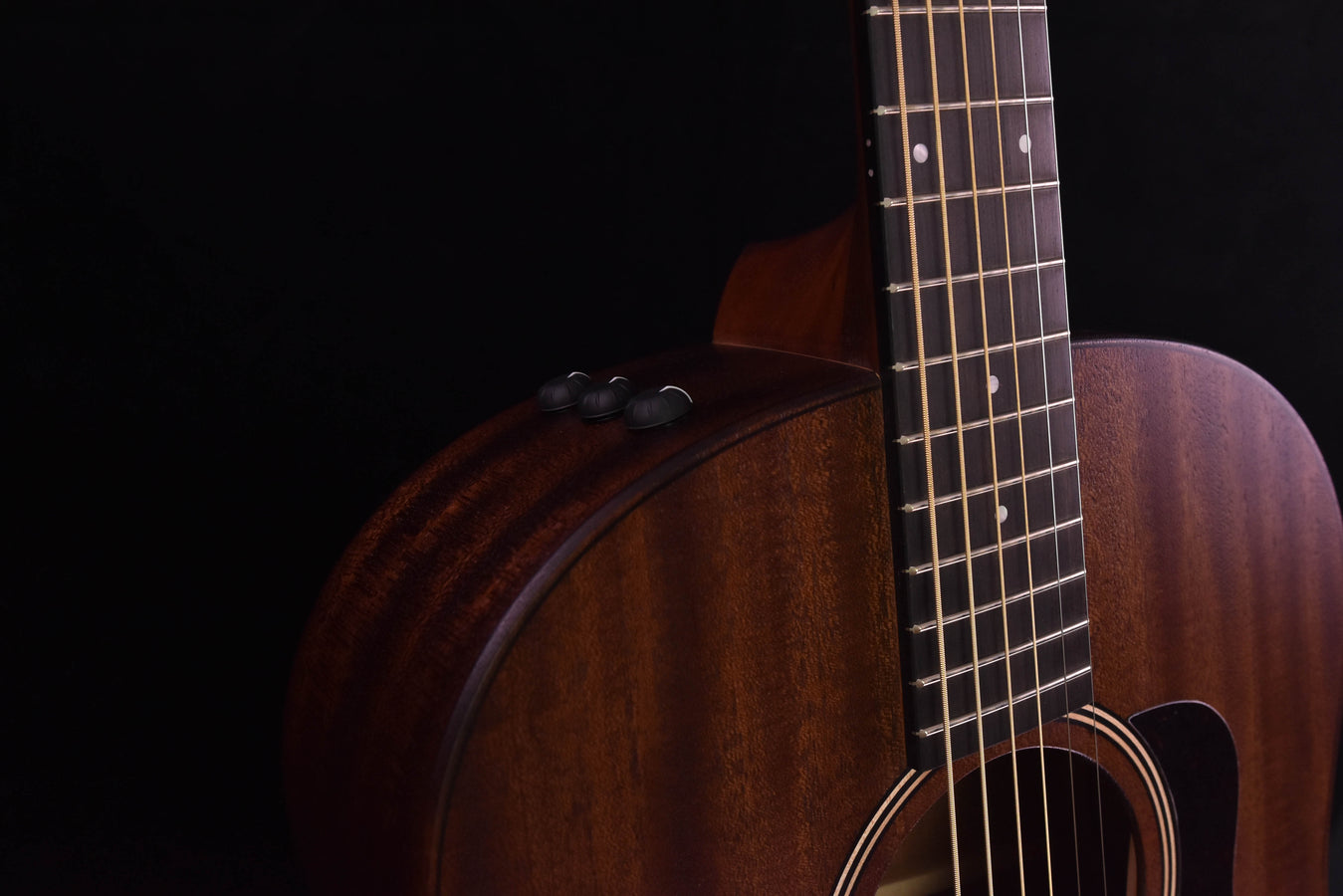 Taylor AD27E "American Dream" Sapele/Mahogany with ES2 Electronics with Aero Case