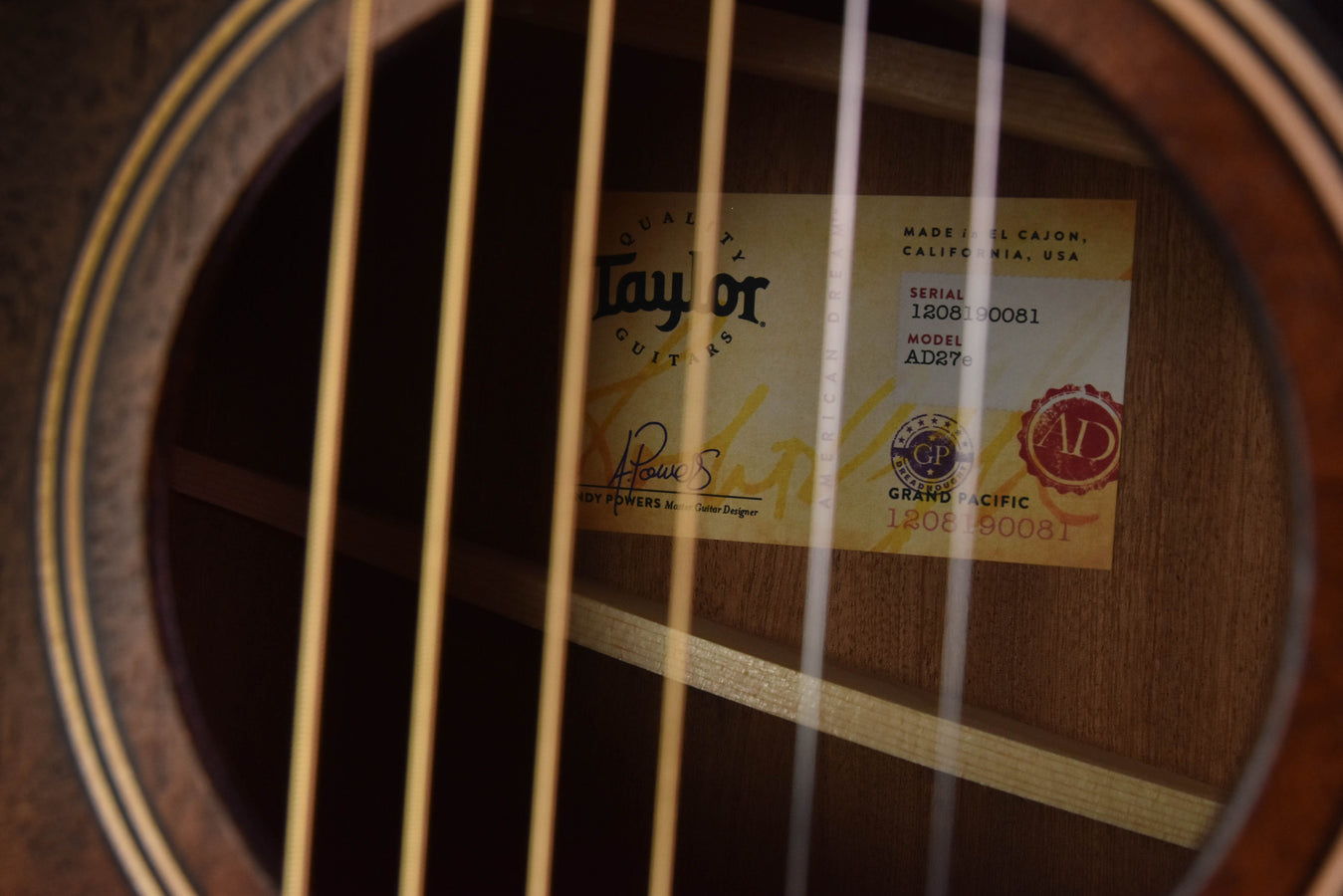 Taylor AD27E "American Dream" Sapele/Mahogany with ES2 Electronics with Aero Case