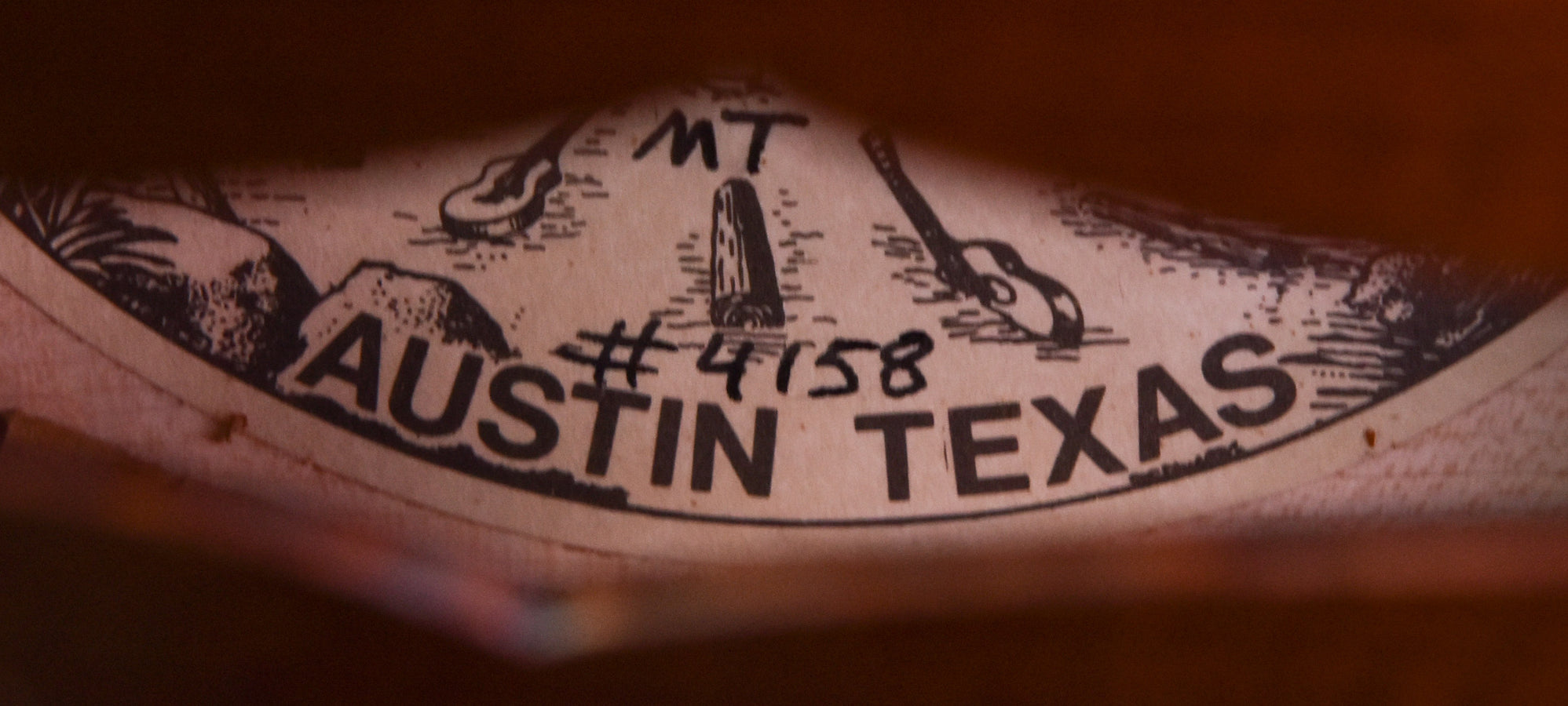 Collings MT Mandolin Torrified Sitka Spruce Top Ivorold Binding