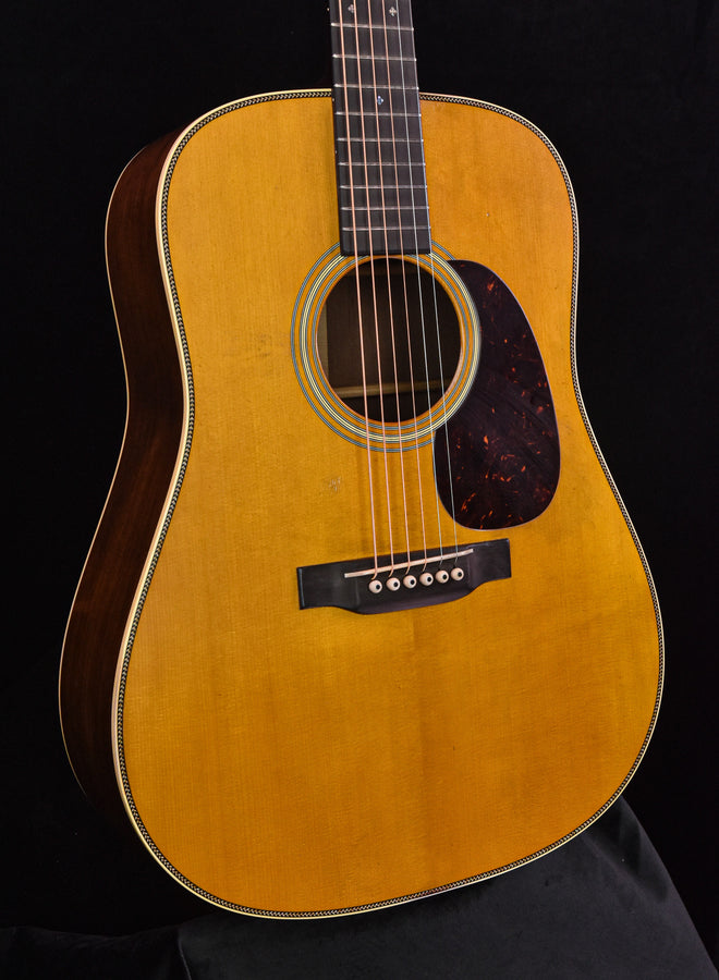 Martin D-28 Authentic 1937 VTS "Aged"