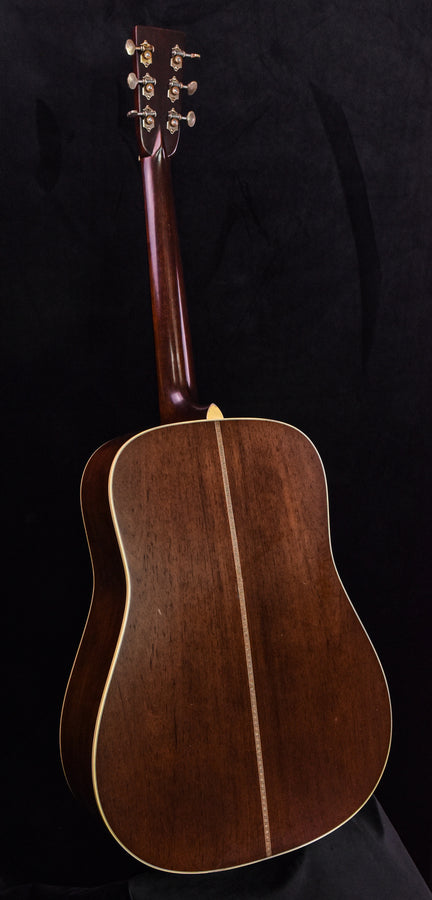 Martin D-28 Authentic 1937 VTS "Aged"