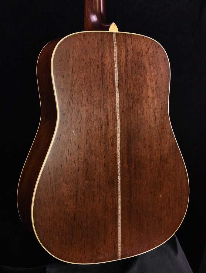 Martin D-28 Authentic 1937 VTS "Aged"