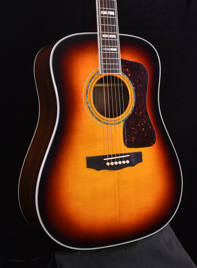 Guild D-55 Sunburst Traditional Series Antique Tobacco Burst
