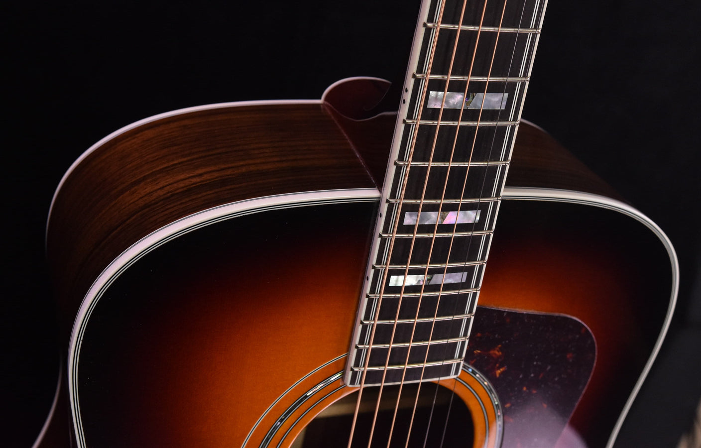 Guild D-55 Sunburst Traditional Series Antique Tobacco Burst