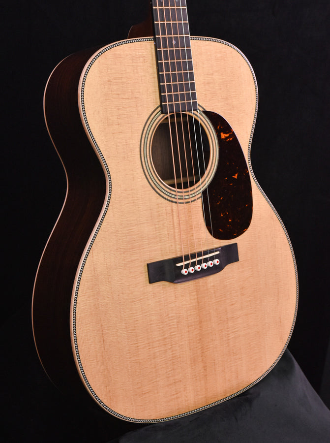Martin 000-28E Modern Deluxe