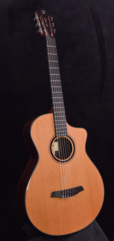 furch grand nylon guitar cedar top/ indian rosewood back and sides gnc4-cr