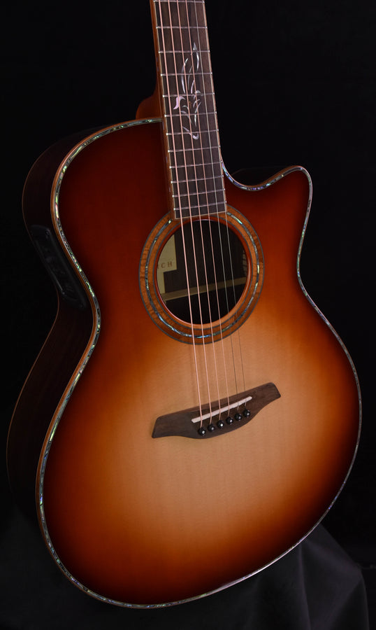 Furch Master's Choice Red Series Grand Auditorium Cutaway Sunburst Sitka Spruce Top/ Indian Rosewood Back and Sides SPA Pickup Sunburst