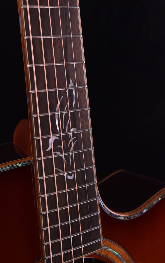 Furch Master's Choice Red Series Grand Auditorium Cutaway Sunburst Sitka Spruce Top/ Indian Rosewood Back and Sides SPA Pickup Sunburst