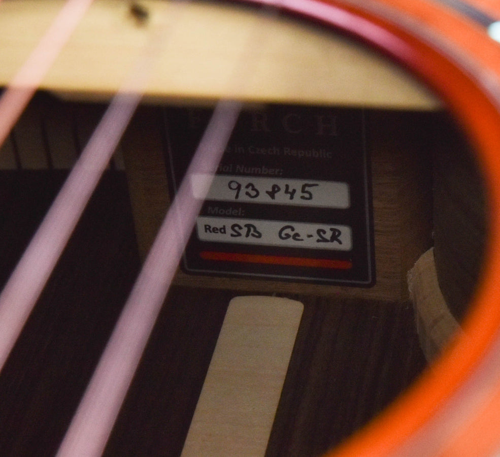 Furch Master's Choice Red Series Grand Auditorium Cutaway Sunburst Sitka Spruce Top/ Indian Rosewood Back and Sides SPA Pickup Sunburst