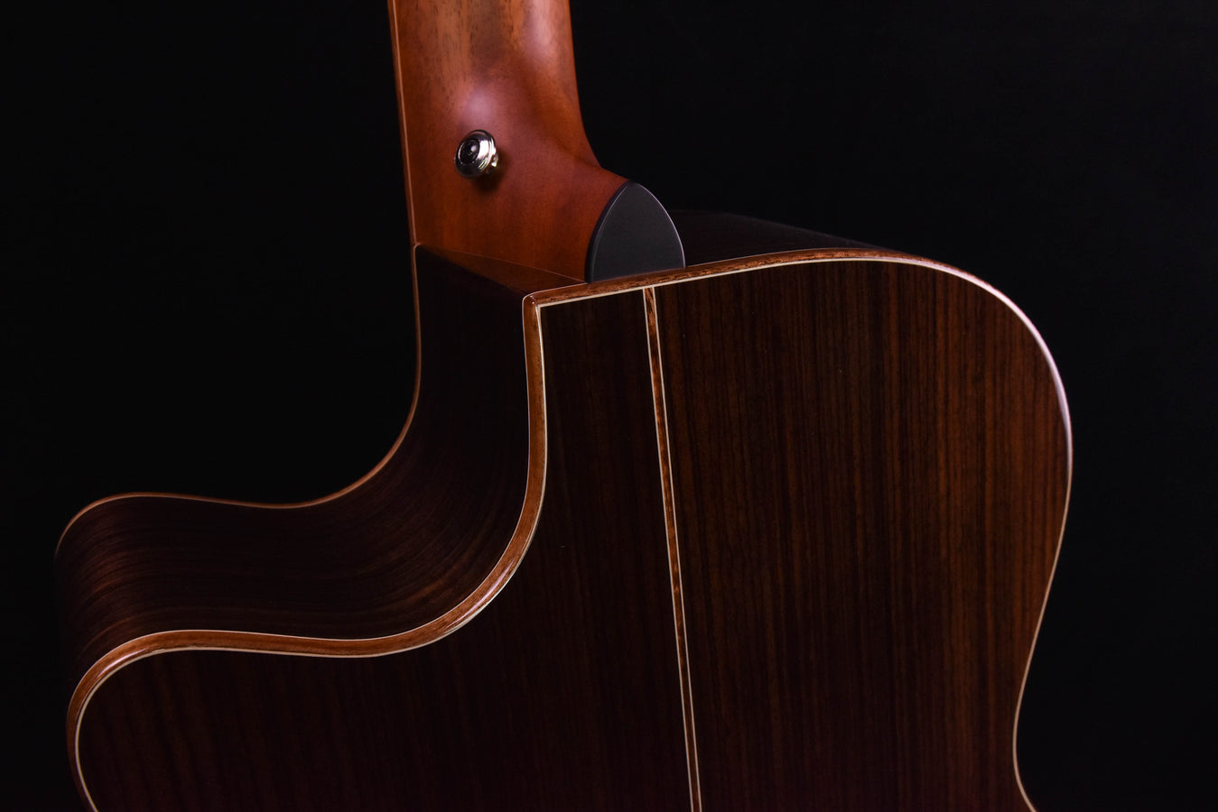 Furch Master's Choice Red Series Grand Auditorium Cutaway Sunburst Sitka Spruce Top/ Indian Rosewood Back and Sides SPA Pickup Sunburst