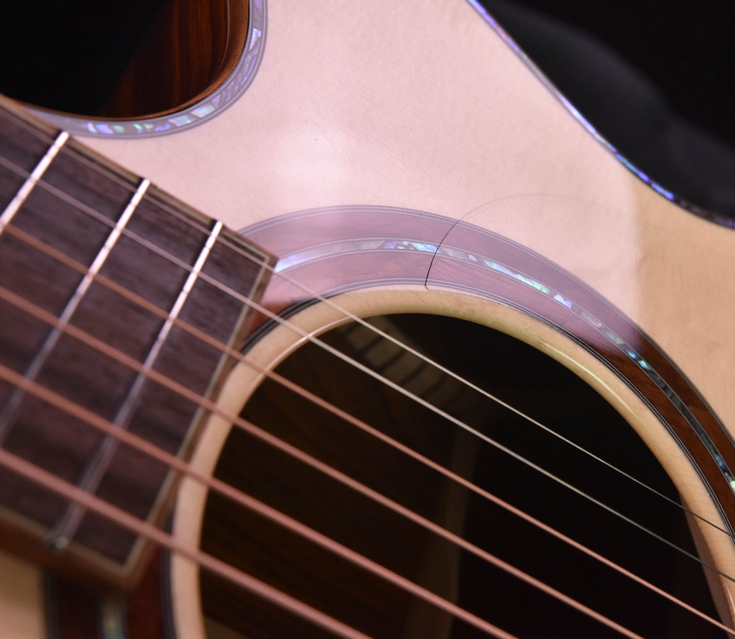 Furch Red Series Grand Auditorium Cutaway Alpine Spruce Top/Cocobolo Back and Sides