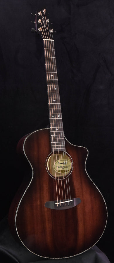 Breedlove Oregon Concert Black Cherry CE LTD